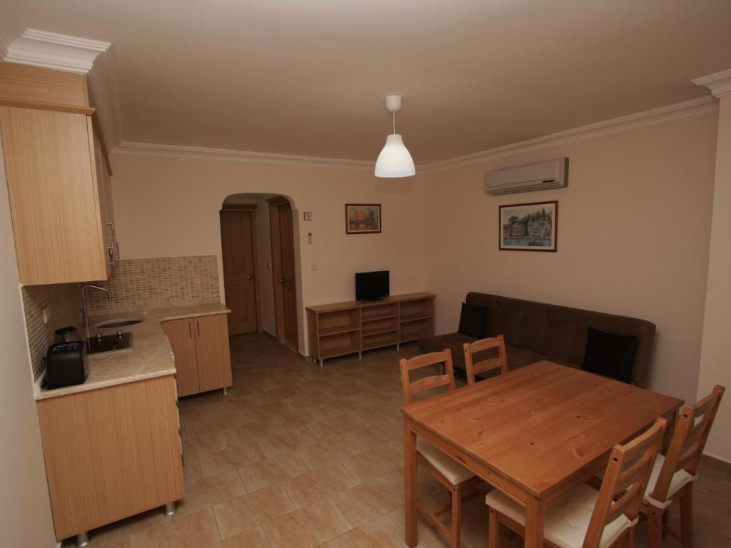 Sea Breeze Hotel And Apartments Oludeniz Bilik gambar