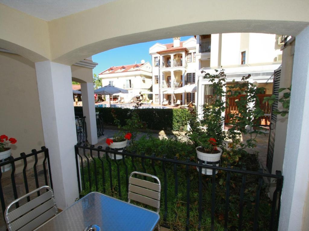 Sea Breeze Hotel And Apartments Oludeniz Bilik gambar