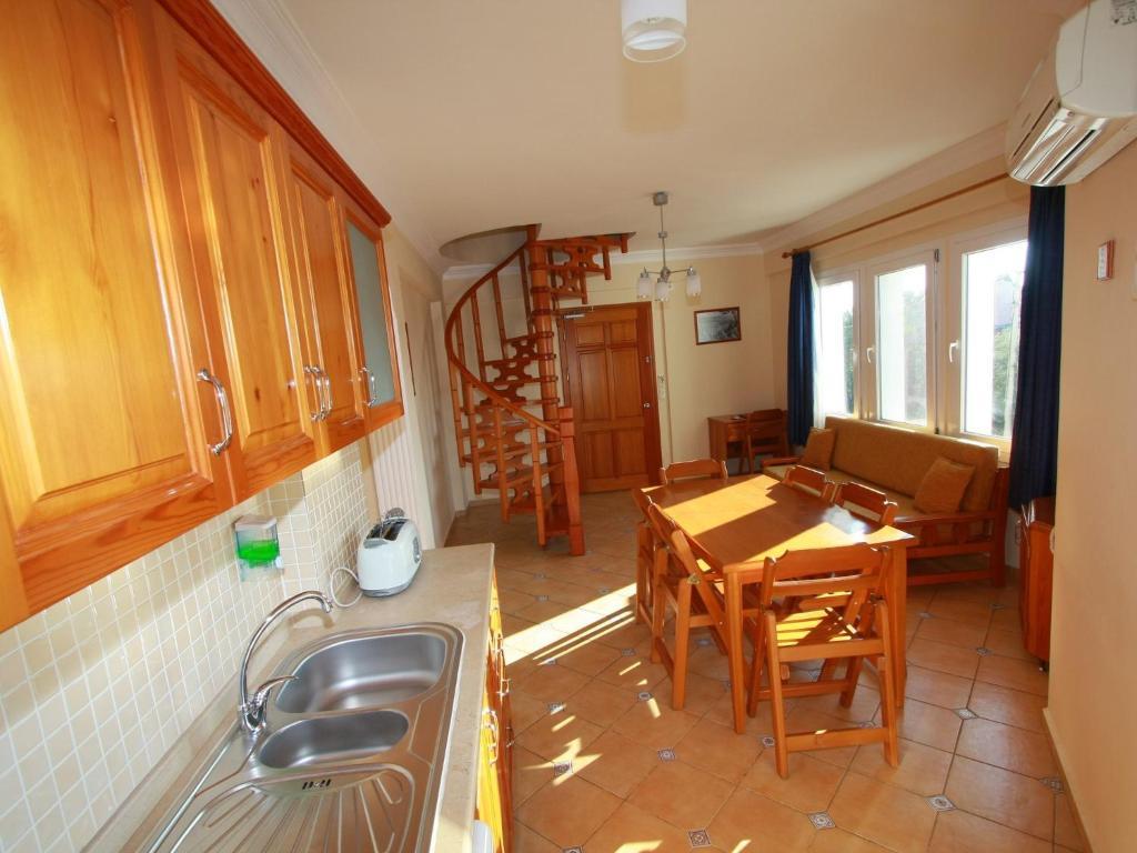 Sea Breeze Hotel And Apartments Oludeniz Bilik gambar